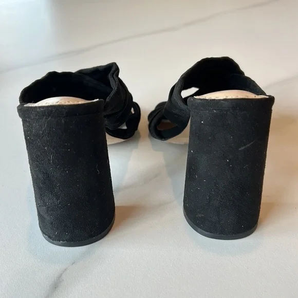 Adrienne Vittadini Sandals Crossover Black Faux Suede Chunky Heels Slide - Picture 4 of 6